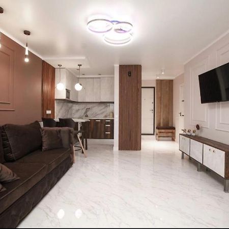2 Bedroom Apartment On Shulginih Kropyvnyc'kyj Esterno foto